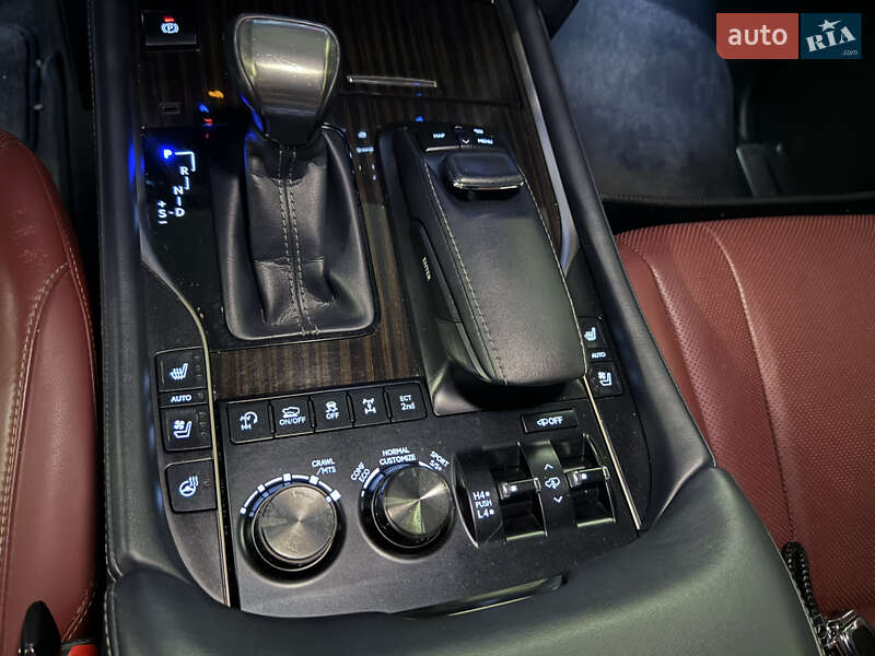 Внедорожник / Кроссовер Lexus LX 2020 в Одессе