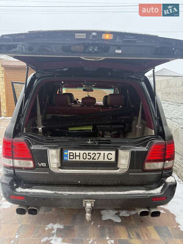 Внедорожник / Кроссовер Lexus LX 2005 в Одессе