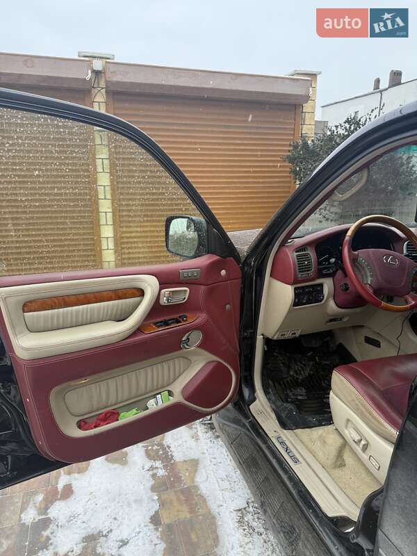 Внедорожник / Кроссовер Lexus LX 2005 в Одессе