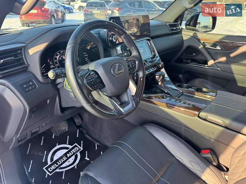 Внедорожник / Кроссовер Lexus LX 2023 в Киеве