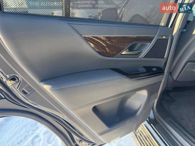 Внедорожник / Кроссовер Lexus LX 2023 в Киеве