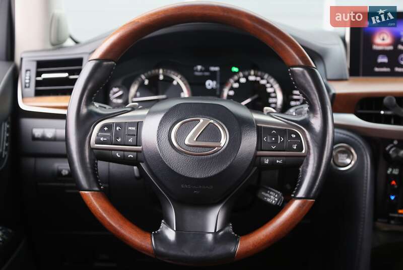 Внедорожник / Кроссовер Lexus LX 2018 в Киеве фото 16 Внедорожник / Кроссовер Lexus LX 2018 в Киеве