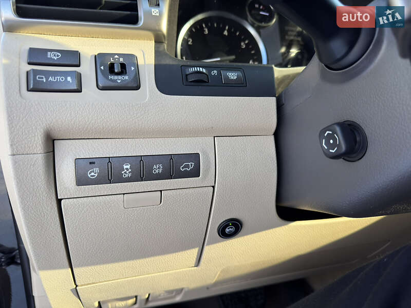 Внедорожник / Кроссовер Lexus LX 2012 в Днепре