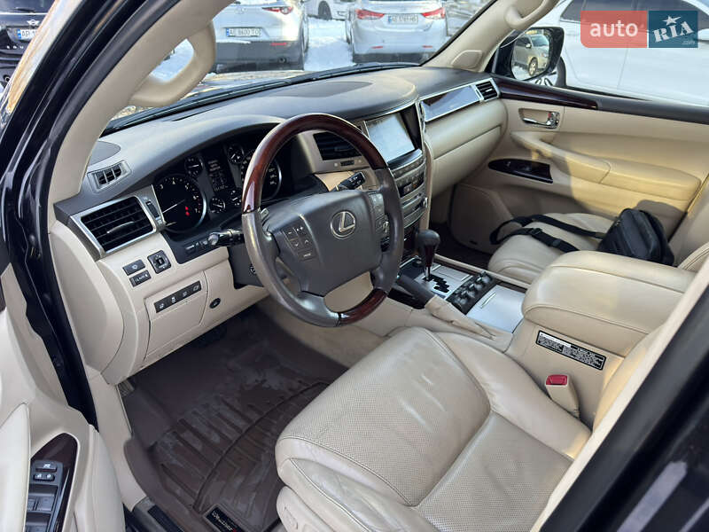 Внедорожник / Кроссовер Lexus LX 2012 в Днепре