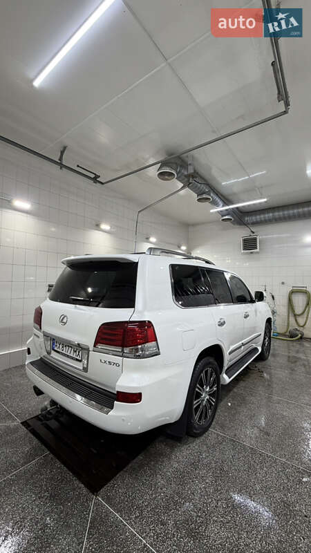 Позашляховик / Кросовер Lexus LX 2012 в Харкові