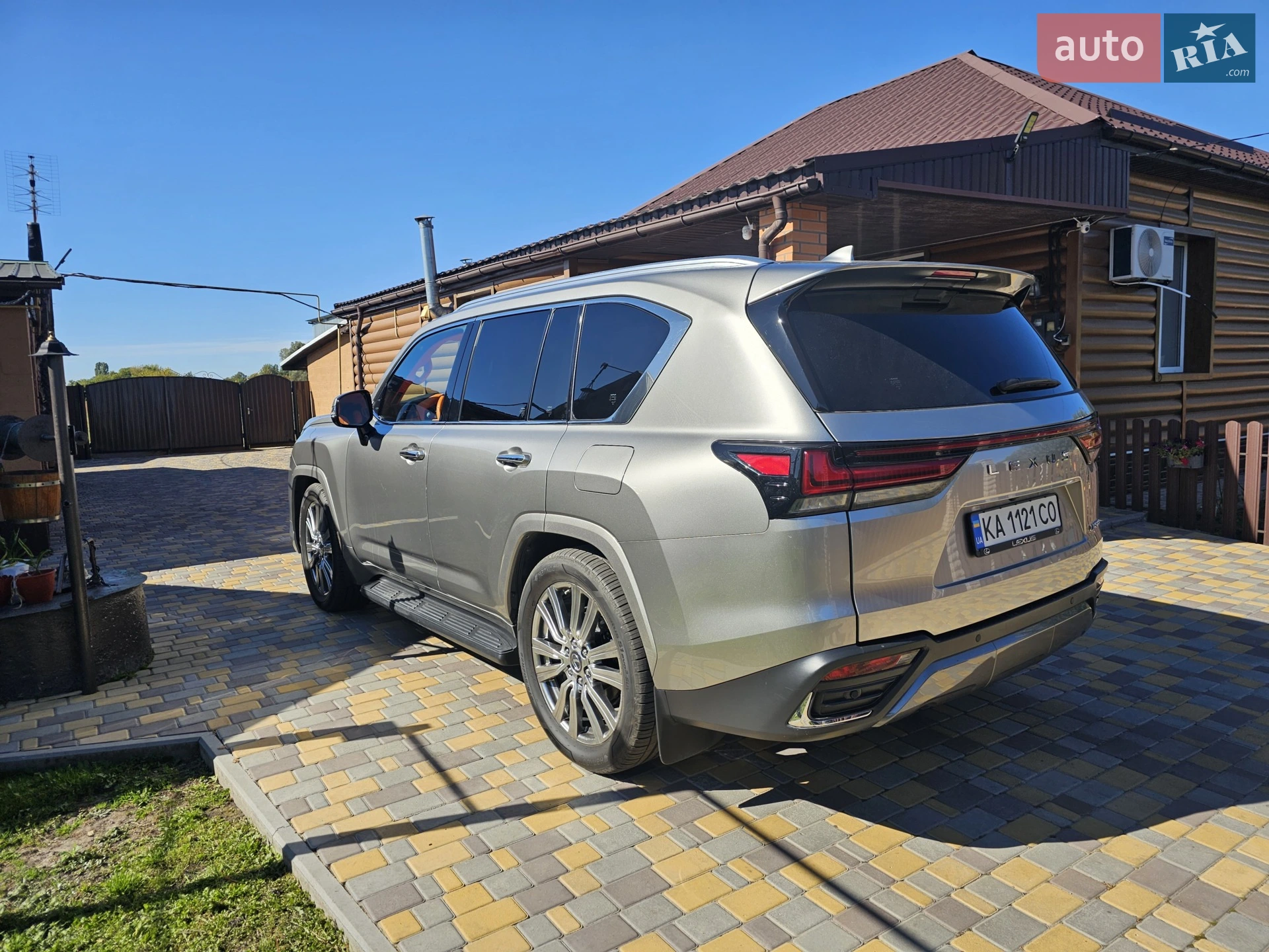 2023 Lexus LX - мініатюра 8