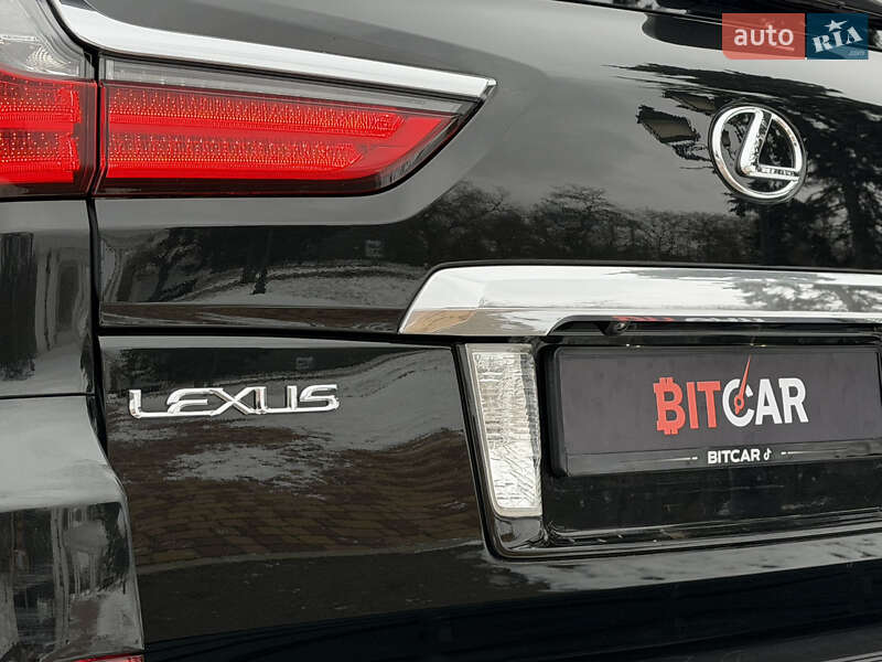 Внедорожник / Кроссовер Lexus LX 2016 в Одессе