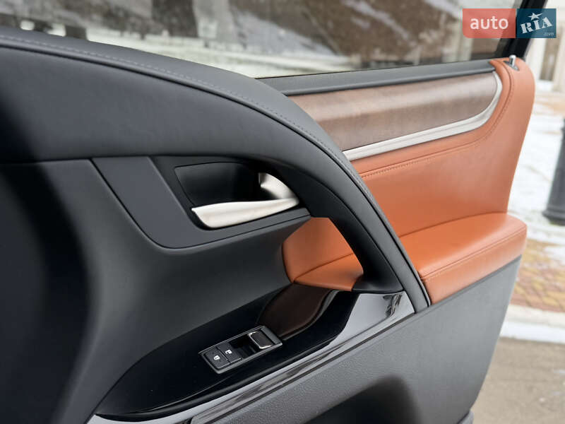 Внедорожник / Кроссовер Lexus LX 2016 в Одессе