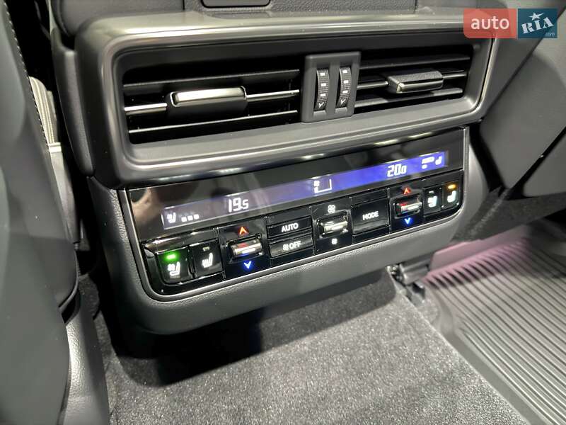 Позашляховик / Кросовер Lexus LX 2025 в Дніпрі