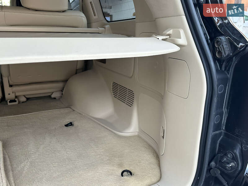 Внедорожник / Кроссовер Lexus LX 2013 в Киеве