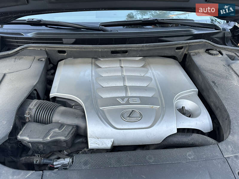 Внедорожник / Кроссовер Lexus LX 2013 в Киеве