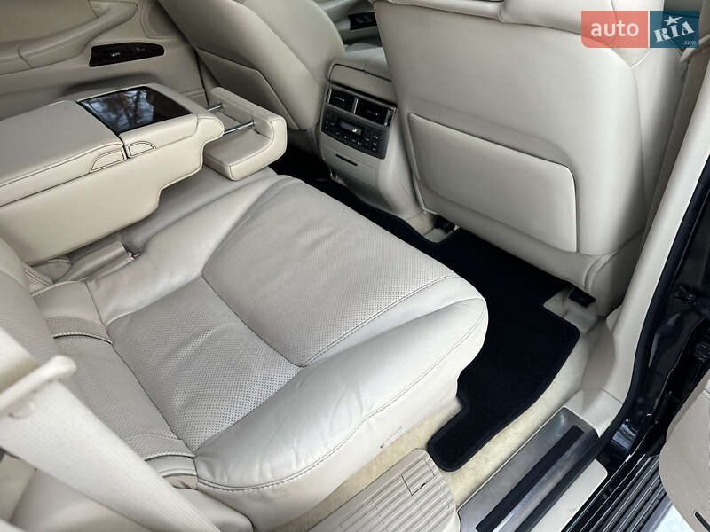 Внедорожник / Кроссовер Lexus LX 2013 в Киеве