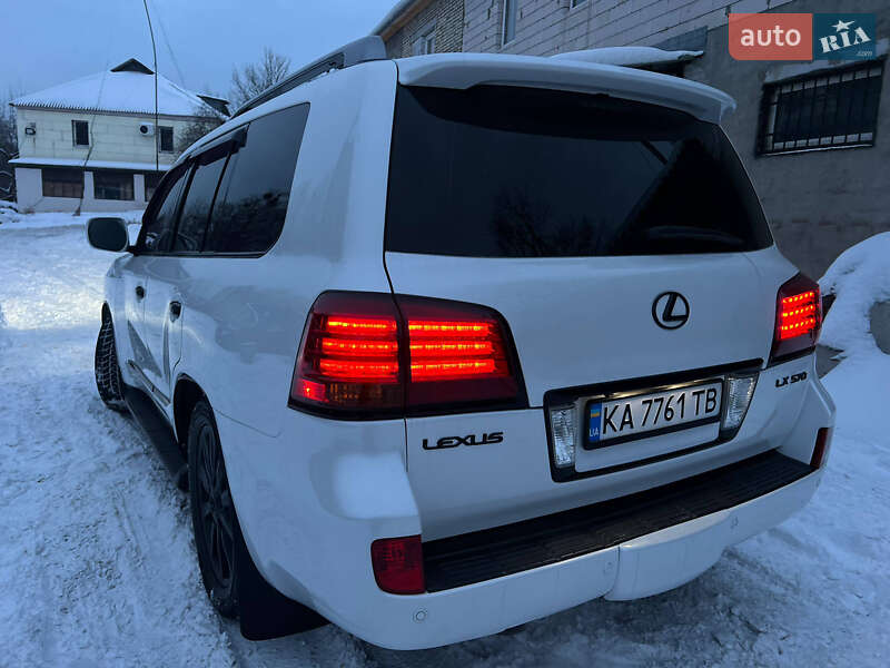 Позашляховик / Кросовер Lexus LX 2008 в Черкасах