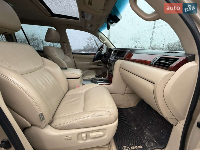 Внедорожник / Кроссовер Lexus LX 2008 в Николаеве
