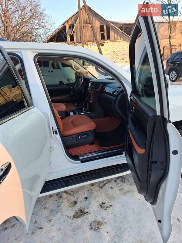 Внедорожник / Кроссовер Lexus LX 2011 в Виннице