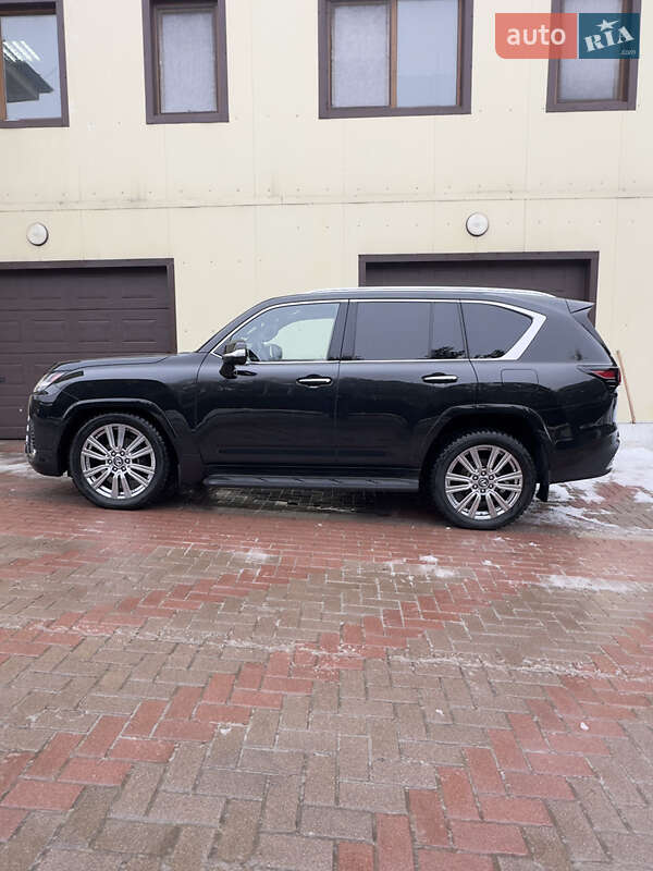 Позашляховик / Кросовер Lexus LX 2023 в Києві