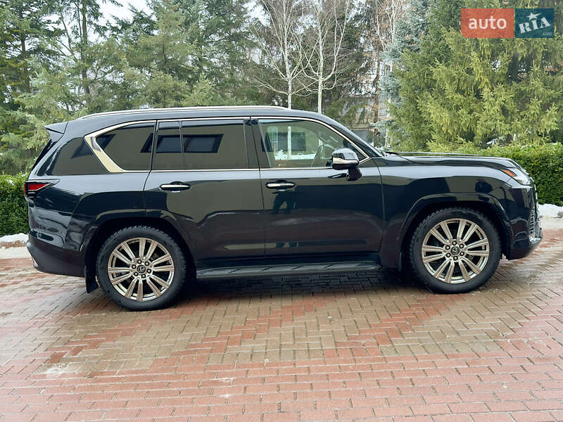 Позашляховик / Кросовер Lexus LX 2023 в Києві