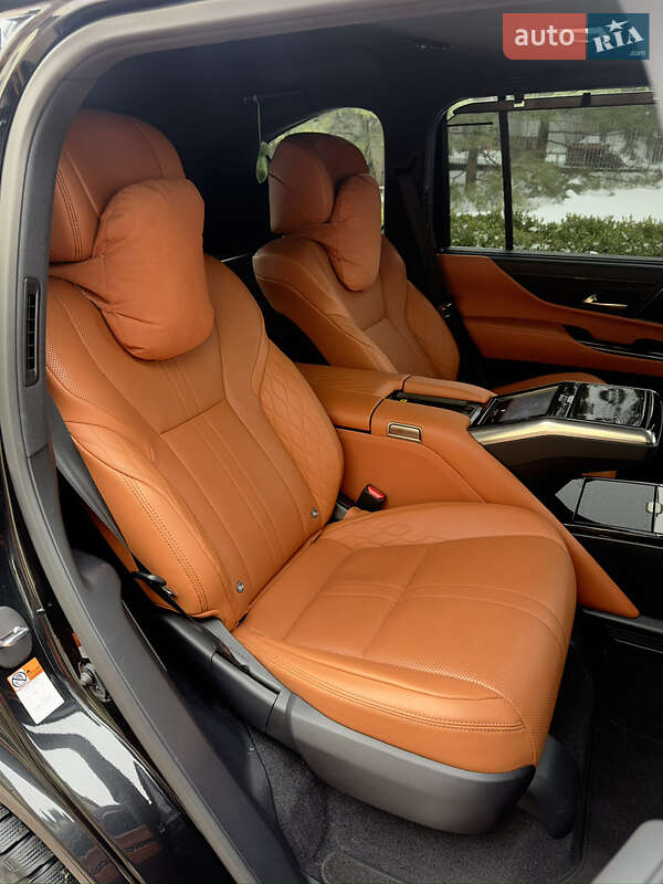 Позашляховик / Кросовер Lexus LX 2023 в Києві