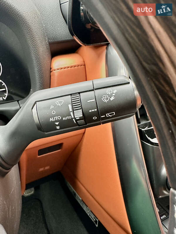 Позашляховик / Кросовер Lexus LX 2023 в Києві