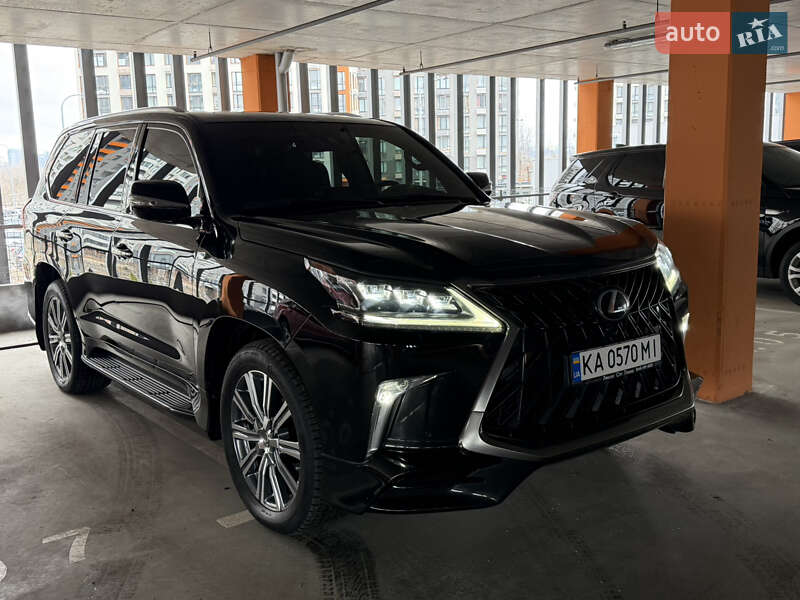 Внедорожник / Кроссовер Lexus LX 2016 в Киеве