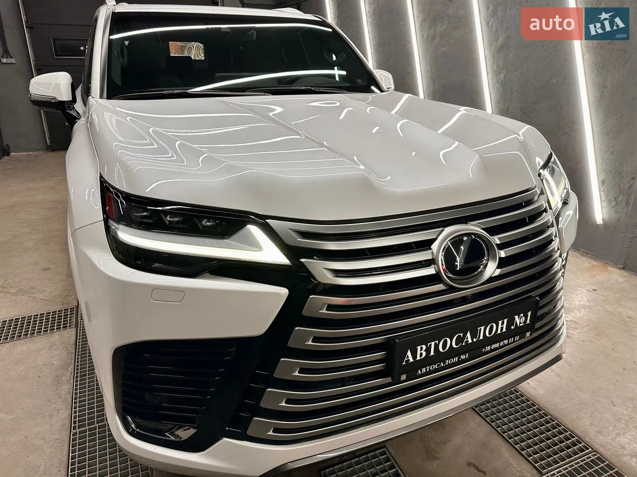 2022 Lexus LX - мініатюра 11