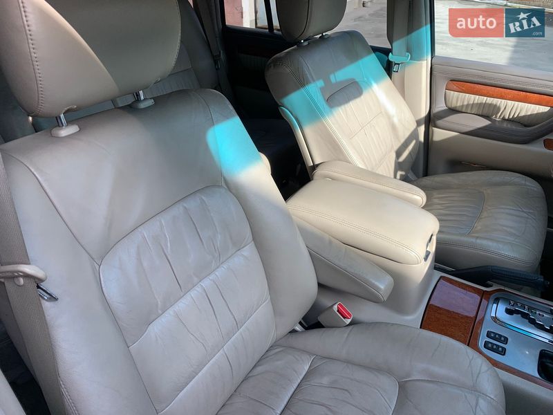 Позашляховик / Кросовер Lexus LX 2006 в Хмельницькому