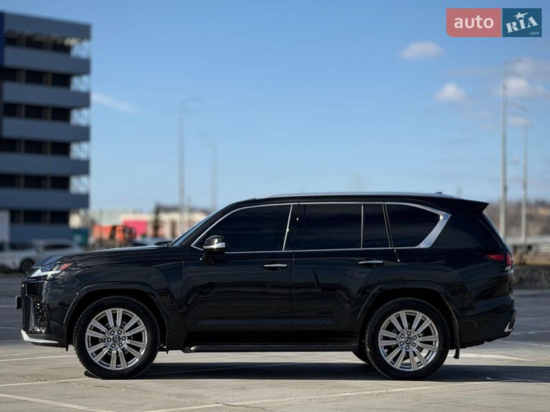 Внедорожник / Кроссовер Lexus LX 2023 в Киеве