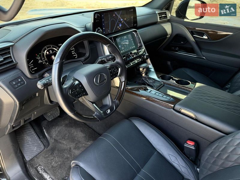 Внедорожник / Кроссовер Lexus LX 2023 в Киеве