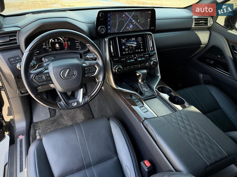 Внедорожник / Кроссовер Lexus LX 2023 в Киеве