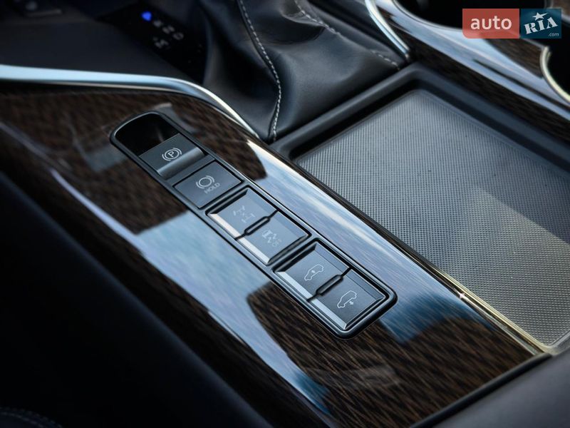 Внедорожник / Кроссовер Lexus LX 2023 в Киеве