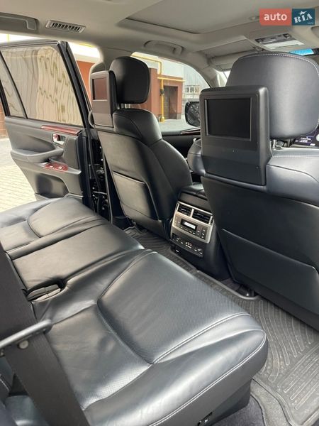 Внедорожник / Кроссовер Lexus LX 2014 в Ивано-Франковске