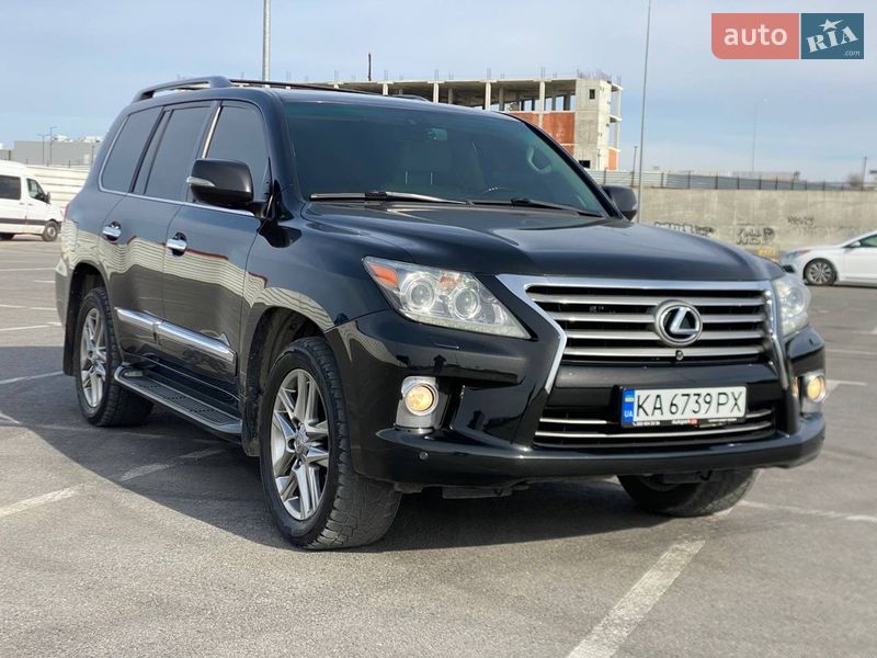Внедорожник / Кроссовер Lexus LX 2013 в Львове