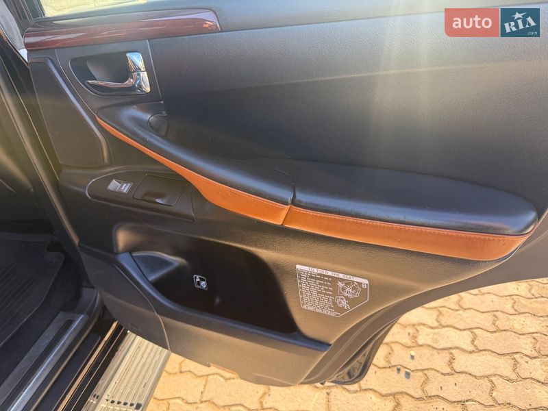 Внедорожник / Кроссовер Lexus LX 2011 в Черновцах