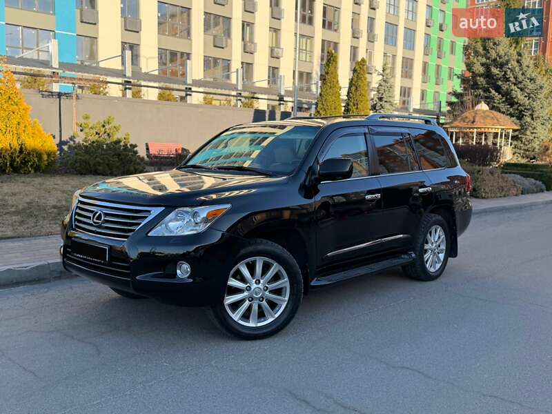 Lexus LX 2008