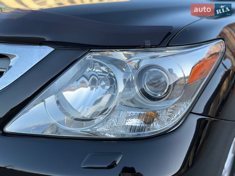 Внедорожник / Кроссовер Lexus LX 2008 в Днепре