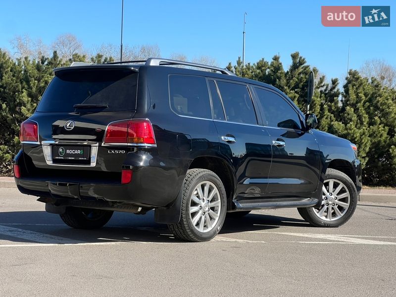 Внедорожник / Кроссовер Lexus LX 2011 в Киеве