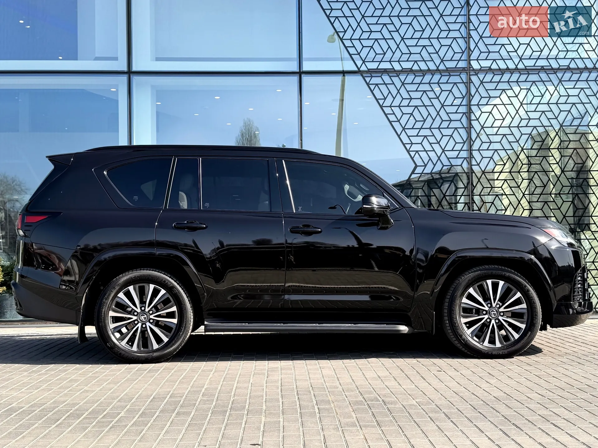 2023 Lexus LX - мініатюра 6