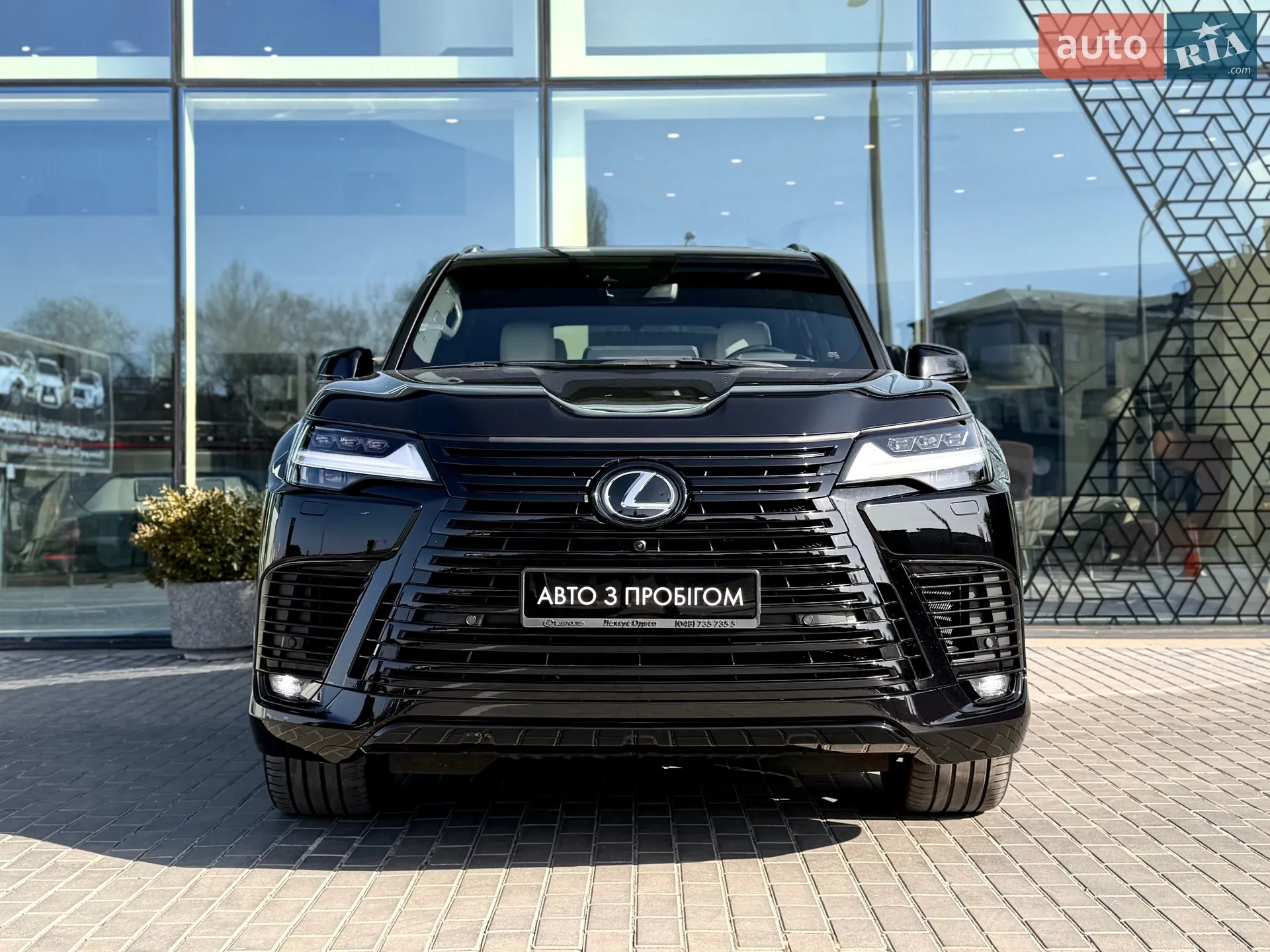 2023 Lexus LX - мініатюра 8