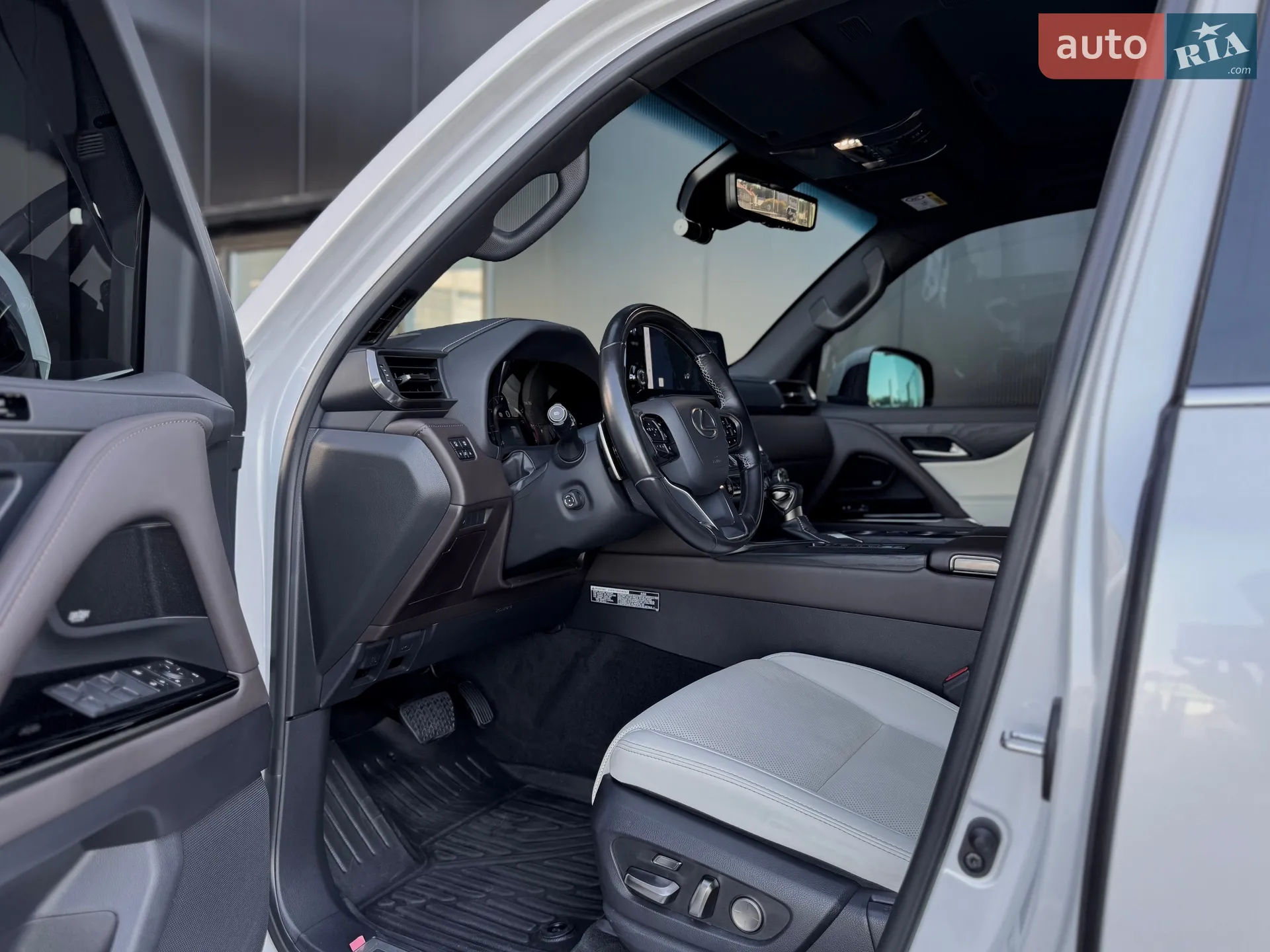 2023 Lexus LX - мініатюра 9