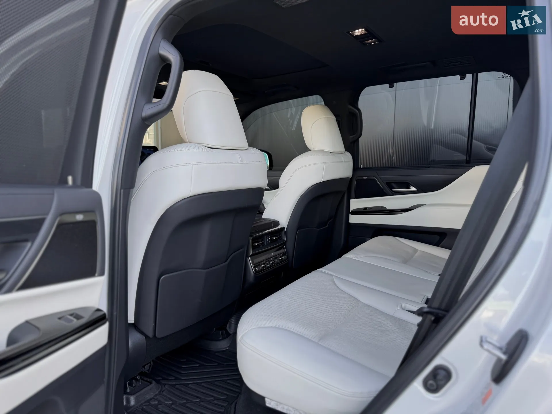 2023 Lexus LX - мініатюра 14