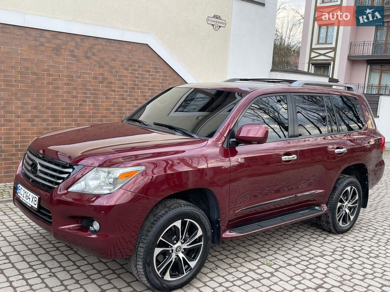 Внедорожник / Кроссовер Lexus LX 2011 в Львове
