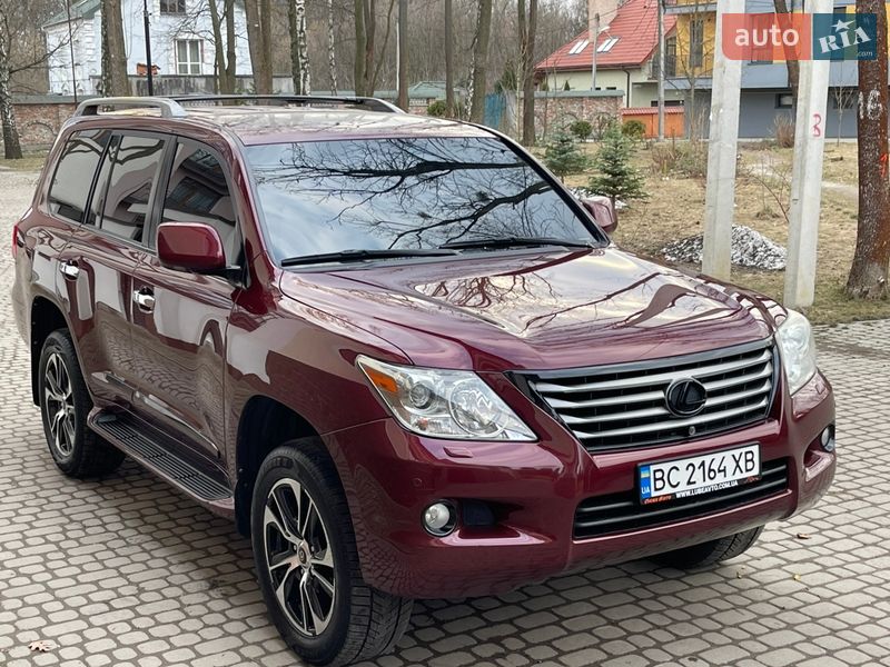 Внедорожник / Кроссовер Lexus LX 2011 в Львове