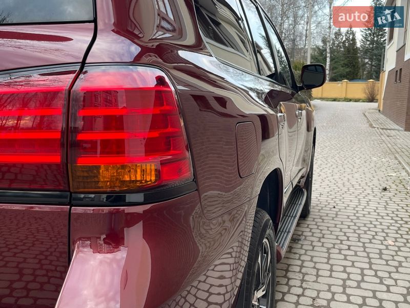 Внедорожник / Кроссовер Lexus LX 2011 в Львове