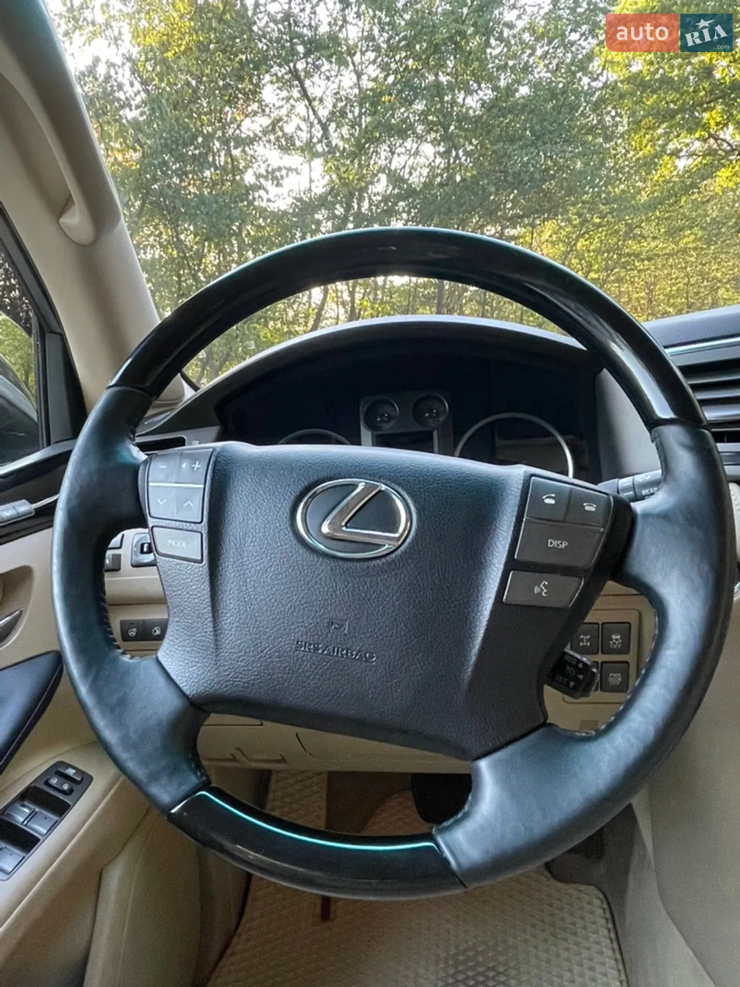 2011 Lexus LX - мініатюра 27