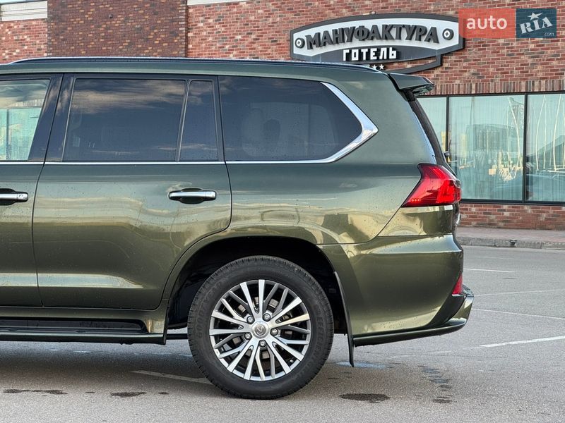 Позашляховик / Кросовер Lexus LX 2021 в Києві