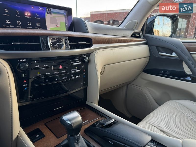 Позашляховик / Кросовер Lexus LX 2021 в Києві