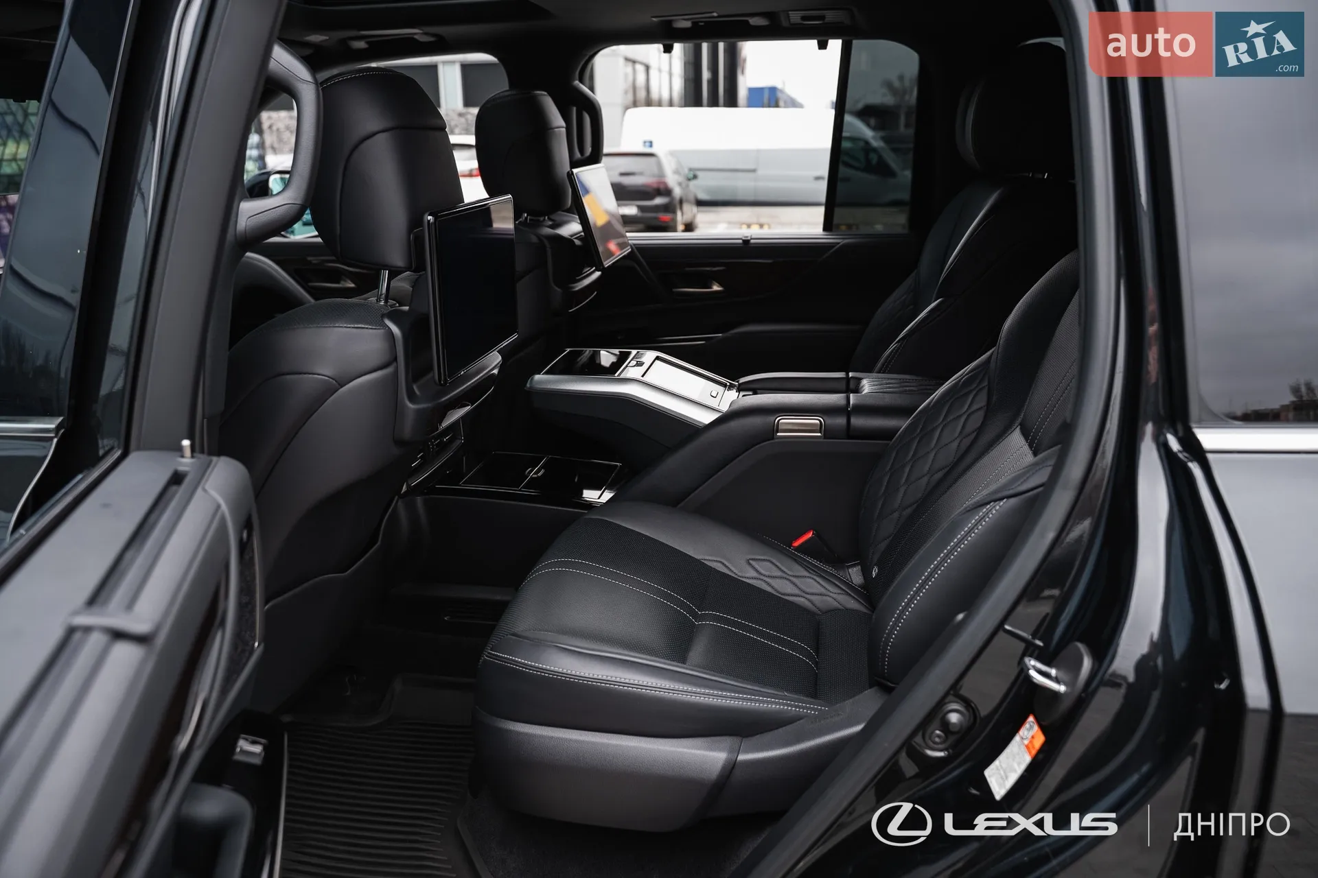 2023 Lexus LX - мініатюра 25