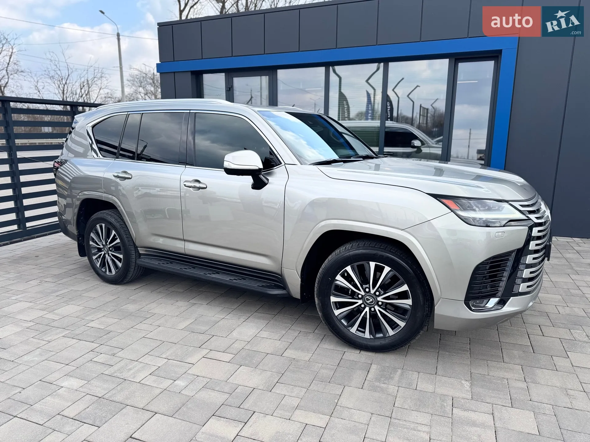 2022 Lexus LX - мініатюра 6