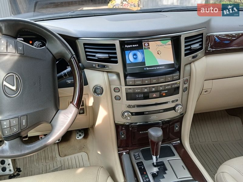 Внедорожник / Кроссовер Lexus LX 2013 в Харькове