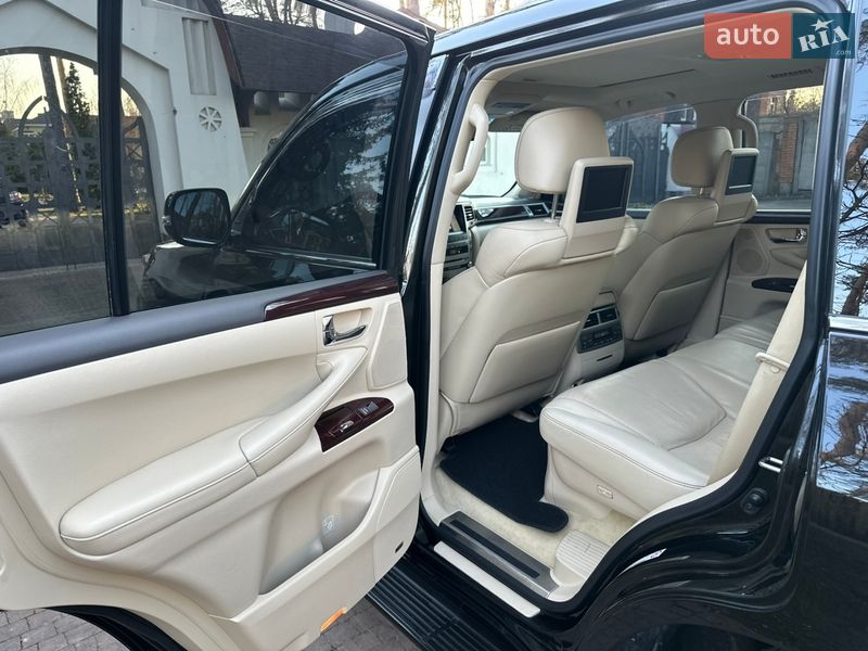 Внедорожник / Кроссовер Lexus LX 2013 в Киеве